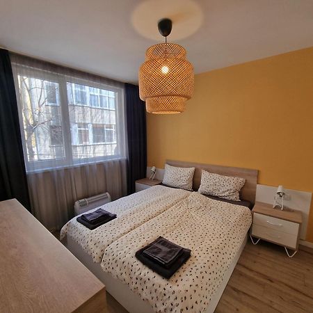 Brand New Luxury Flat In The City Center Varna Eksteriør billede