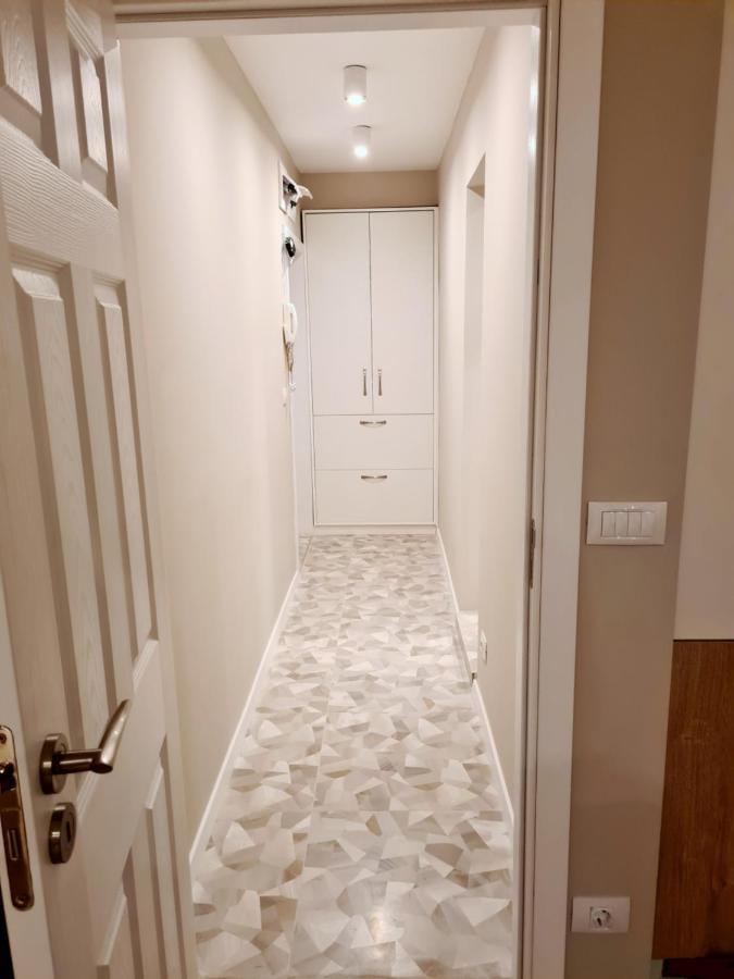 Brand New Luxury Flat In The City Center Varna Eksteriør billede