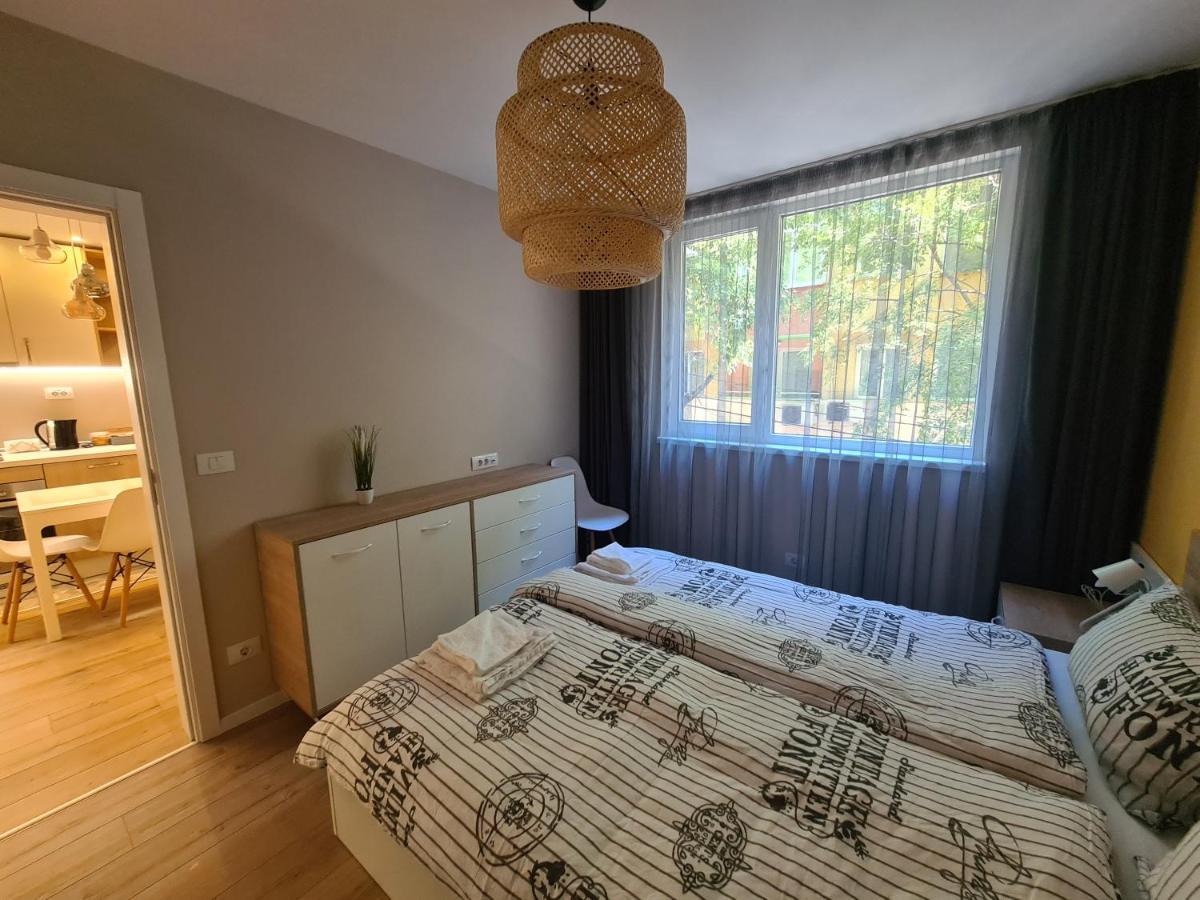 Brand New Luxury Flat In The City Center Varna Eksteriør billede