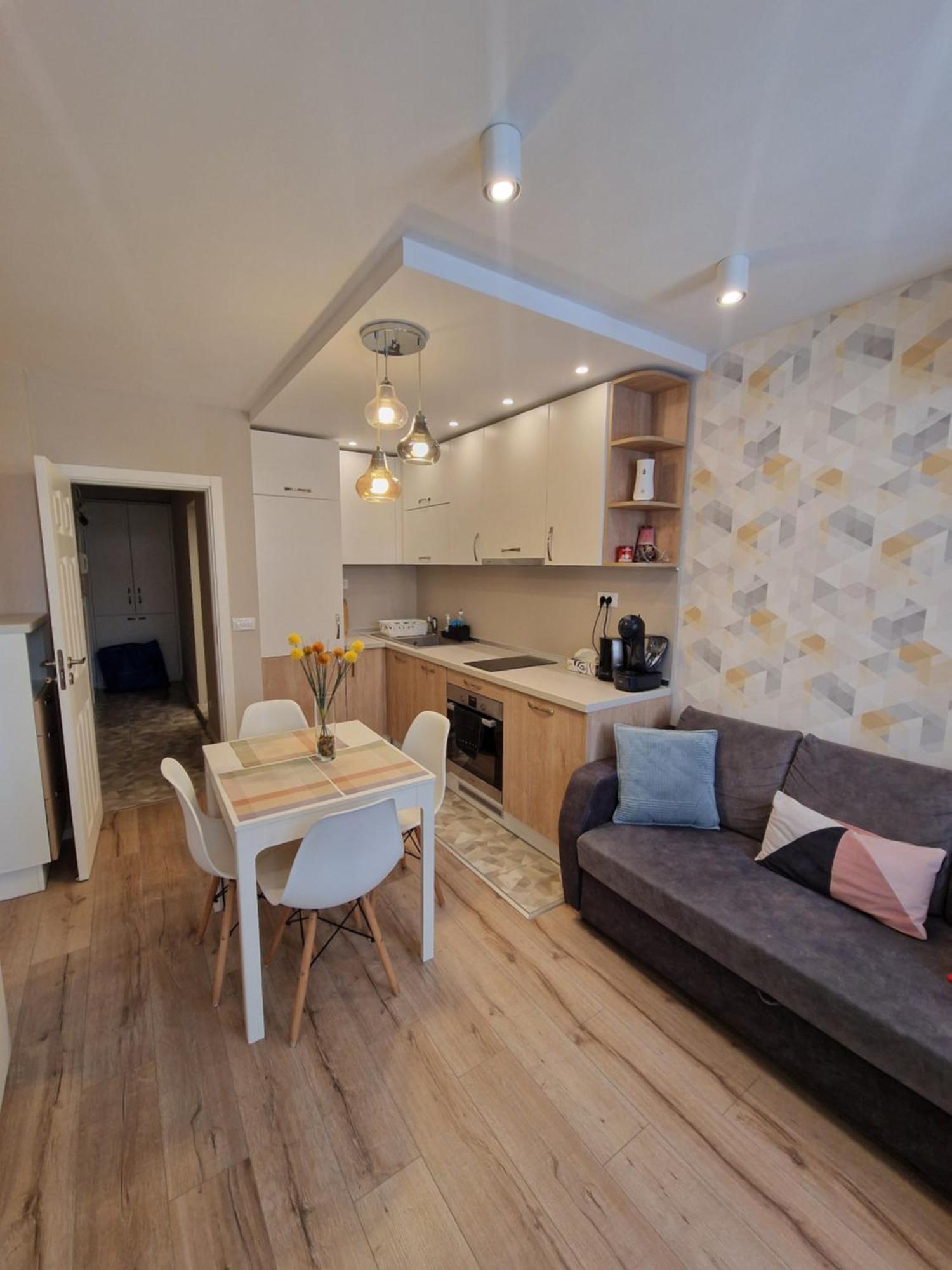 Brand New Luxury Flat In The City Center Varna Eksteriør billede